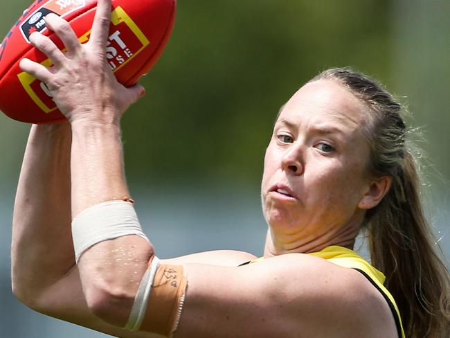 MELBOURNE, AUSTRALIA - JANUARY 26: Courtney Wakefield of the Tigers marks the ball during the Richmond Tigers v West Coast Eagles AFLW practice match at Punt Road Oval on January 26, 2020 in Melbourne, Australia. (Photo by Martin Keep/AFL Photos via Getty Images)