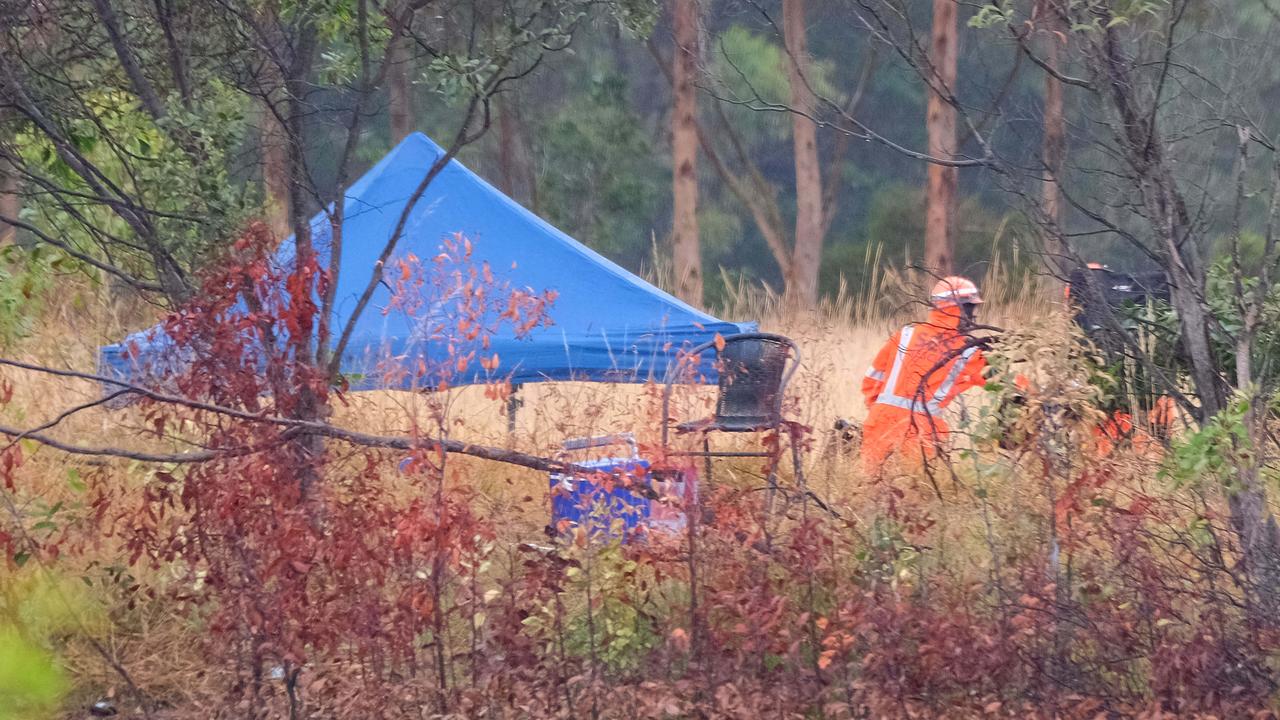 Police and SES at the Stonehaven paddock, located just off Geringhap-Fyansford Rd. Picture: Mark Wilson