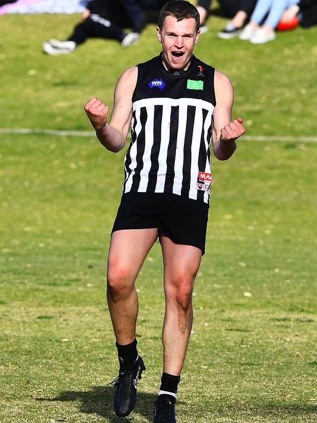 Daniel Nobes after kicking his 100th goal — his third ton in as many season. Picture: Grant Schwartzkopff