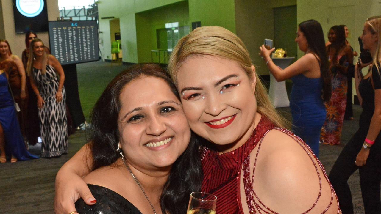 Swetha Venkataraman and Darika Stein at Harmony Early Learning Awards night at GCCEC, Broadbeach. Pic: Regina King