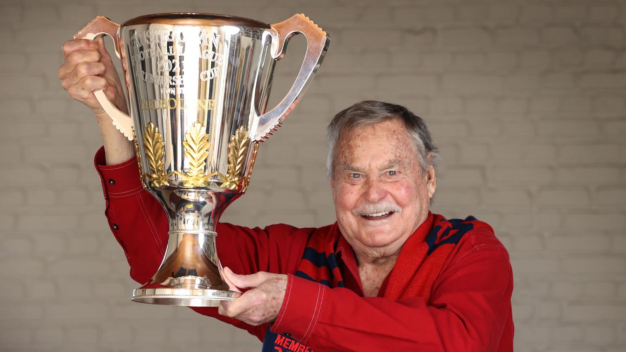 Melbourne Demons legend Ron Barassi with the 2021 premiership cup. Photo: David Caird
