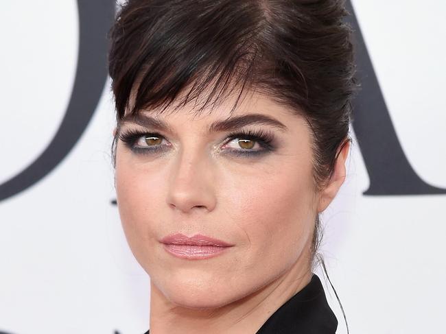 NEW YORK, NY - JUNE 06: Actress Selma Blair attends the 2016 CFDA Fashion Awards at the Hammerstein Ballroom on June 6, 2016 in New York City.   Jamie McCarthy/Getty Images/AFP == FOR NEWSPAPERS, INTERNET, TELCOS & TELEVISION USE ONLY ==