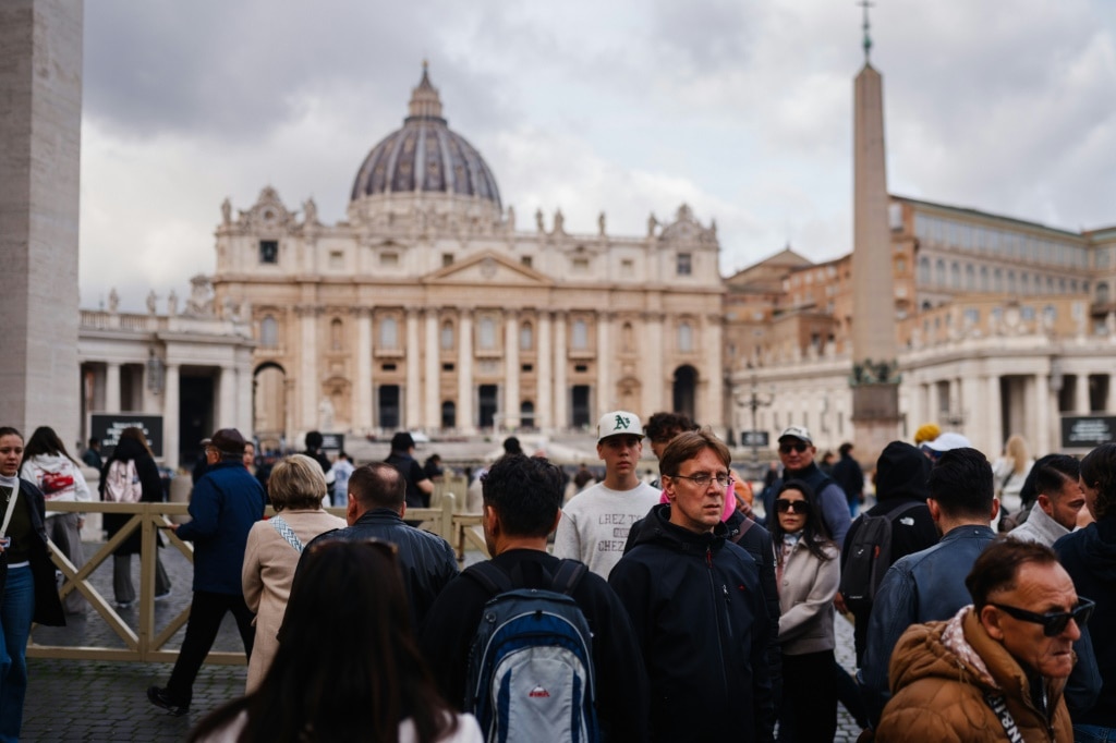 Pope spends ‘peaceful night’ after breathing crisis