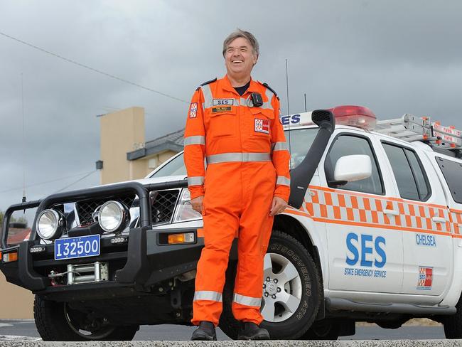 Veteran SES volunteer Phil Wall says disasters like the bushfire crisis bring out the best in people.