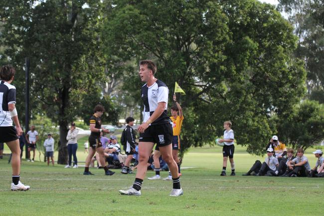 Max Bolton had his hands busy at fullback.