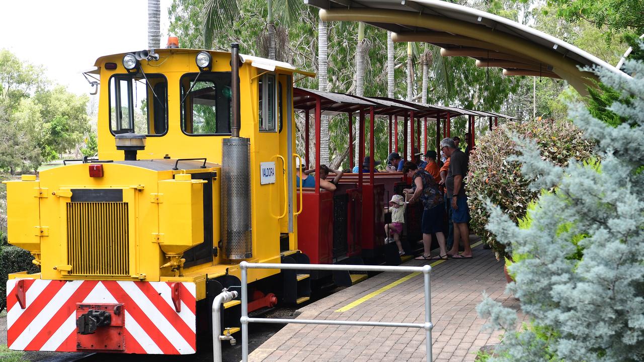 The Australian Sugar Cane Railway takes you through the Bundaberg Botanic Gardens.