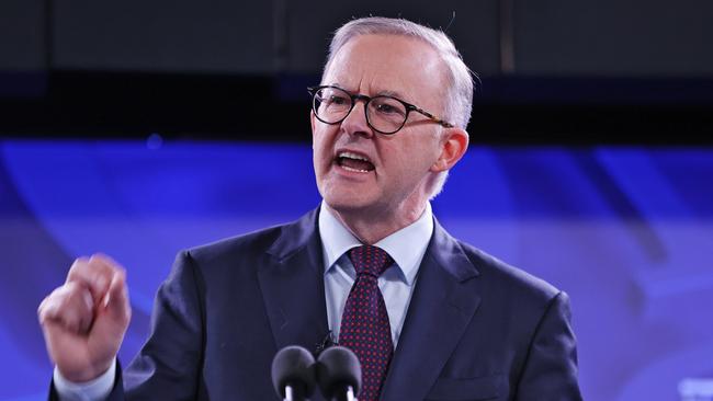 Labor leader Anthony Albanese speaking on climate change at the National Press Club on Wednesday. Picture: Sam Ruttyn