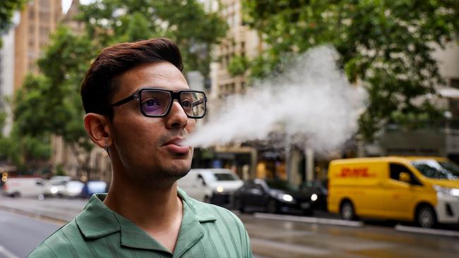 Single use or disposable vapes will be totally outlawed in Australia under a new overhaul. Picture: Ian Currie