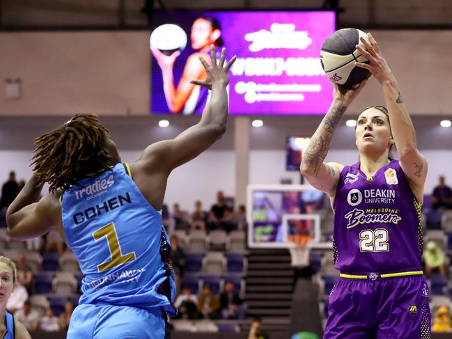 MELBOURNE, AUSTRALIA - NOVEMBER 20: Cayla George of the Boomers shoots during the round three WNBL match between Melbourne Boomers and UC Capitals at Melbourne Sports Stadium, on November 20, 2022, in Melbourne, Australia. (Photo by Kelly Defina/Getty Images)