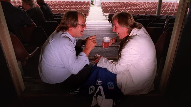 Raudonikis and John Singleton at the SCG in 2000. Picture: Troy Bendeich