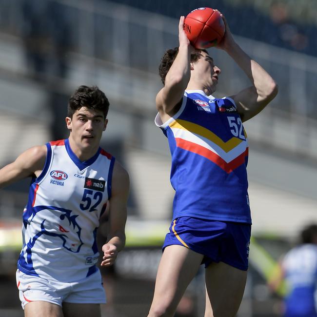 Tyler Sonsie in action for the Eastern Ranges in 2019. Picture: Andy Brownbill