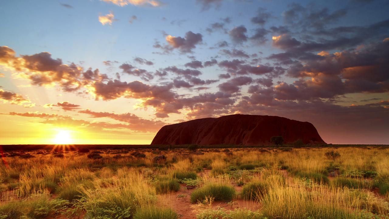 Best Time To Book A Trip To Uluru In The Northern Territory Escape Com Au