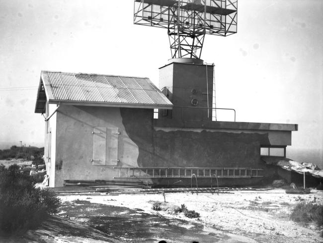 The shore defence radar station at North Head. Photo Australian War Memorial