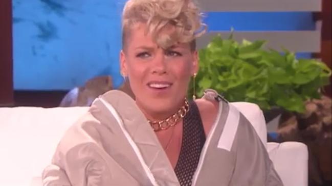 P!nk Reveals Why Daughter Willow Shaved Her Head: VIDEO - Comic Sands