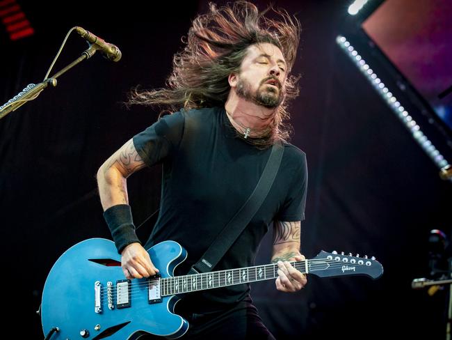 OTTAWA, ON - JULY 10:  Dave Grohl of the Foo Fighters performs on Day 5 of the RBC Bluesfest at LeBreton Flats on July 10, 2018 in Ottawa, Canada.  (Photo by Mark Horton/Getty Images)