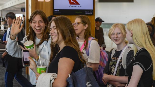 Taylor Swift fans at Adelaide airport leaving to see her Melbourne concert. Picture: Roy VanDerVegt