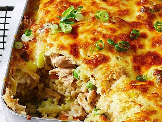 Miracle 10-minute tuna rice bake