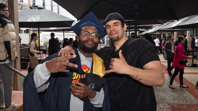 05-10-2023 Deakin University Accounting and Finance Graduation. Malcolm Osaka and Matthew Latrelle OÃ•Reilly