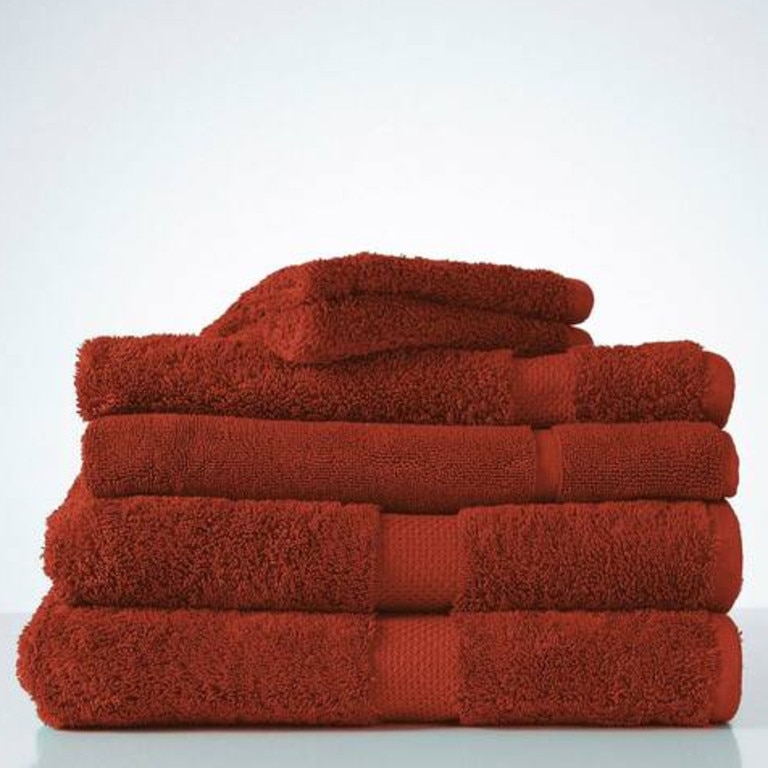 Add this six 6 piece towel set to your linen cupboard.