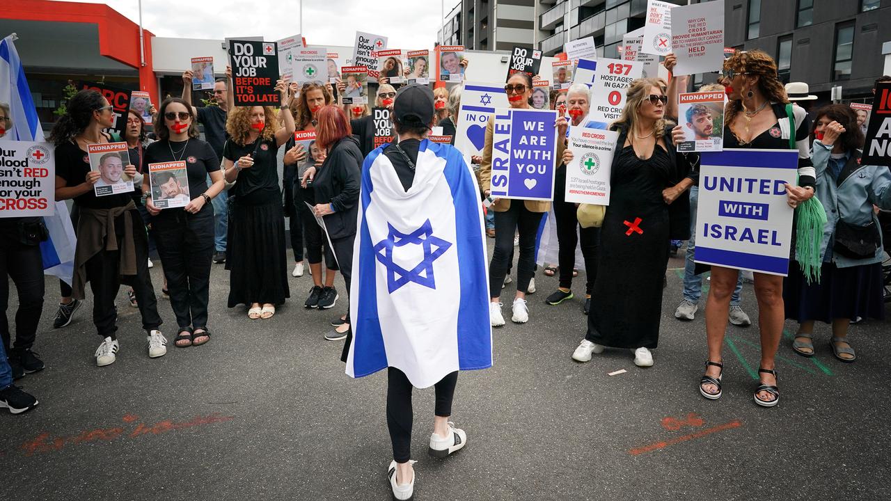 Jewish Community Members Protest Outside The Australian Red Cross ...