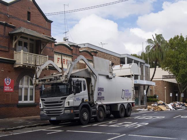 SYDNEY, AUSTRALIA - NewsWire Photos - JANUARY 9, 2025: The contents of a garbage truck caught fire due to a chemical reaction outside the fire station on Coward St in Mascot,Sydney. Picture: NewsWire / Simon Bullard.