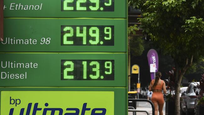 SYDNEY, AUSTRALIA - NCA NewsWirePhotos - Saturday, 2 March 2024:Price of fuel at RosebayPicture: NCA NewsWire  / Monique Harmer