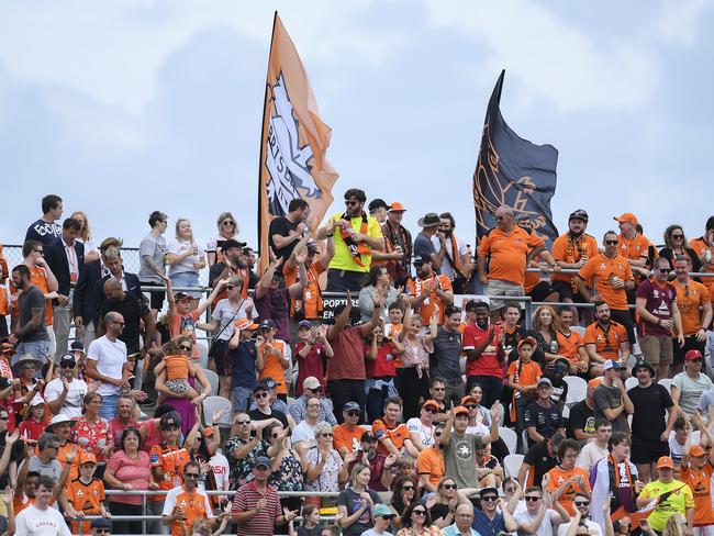 BRISBANE, AUSTRALIA - FEBRUARY 22: Brisbane Roar fans show their support during the round 20 A-League match between the Brisbane Roar and Perth Glory at Suncorp Stadium on February 22, 2020 in Brisbane, Australia. (Photo by Albert Perez/Getty Images)