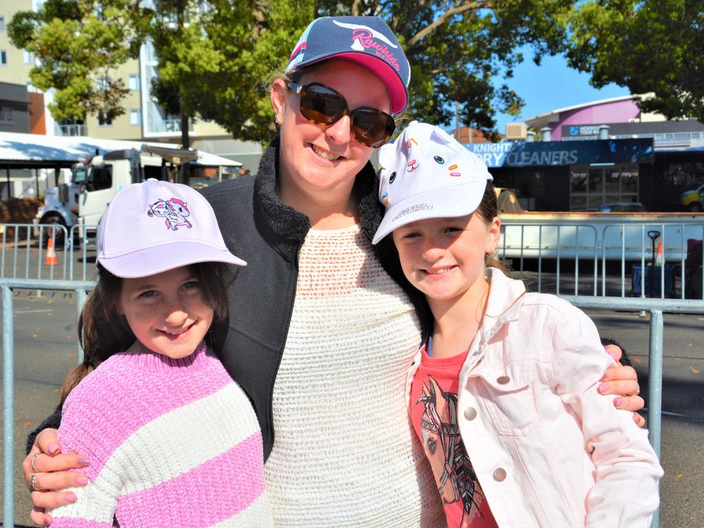 At the 2023 Grand Central Floral Parade are (from left) Sayde Stone, Sarah Cosgrove and Mia Stone. Picture: Rhylea Millar