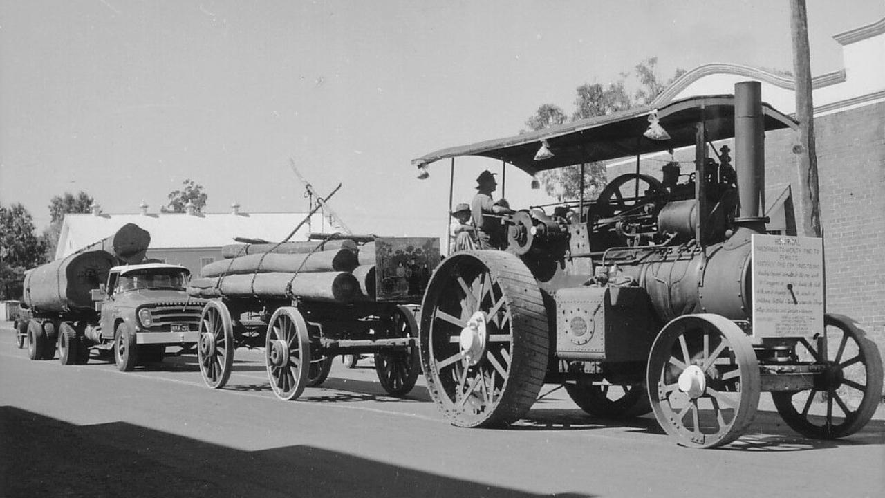 Ferguson’s Sawmill Float at the Kingaroy Peanut Festival, ca. 1965. Featuring a steam-powered sawmill with traction engines, the float celebrates the region’s timber and peanut industries. Source: Glady Hood, Gary Colquhoun