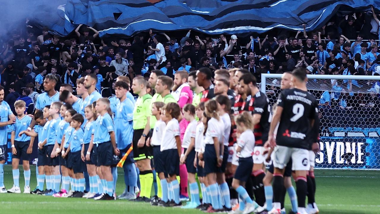 Sydney football fans came out for the derby. (Photo by Mark Kolbe/Getty Images)