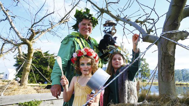 Huon Valley Mid Winter Feast - final day. (L-R) Graeme Hamilton (M.C.) of Melbourne, Coco Whelan (8), Greta Blain-Lawry. PICTURE: MATT THOMPSON