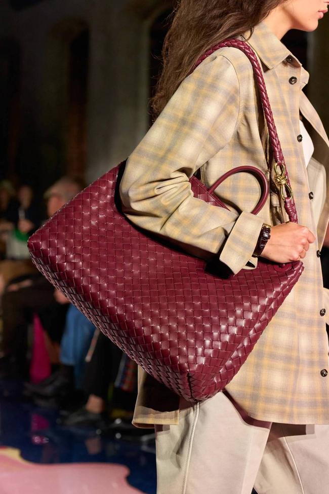 The cult (and roomy) Bottega Veneta Andiamo bag. Image credit: courtesy of Bottega Veneta