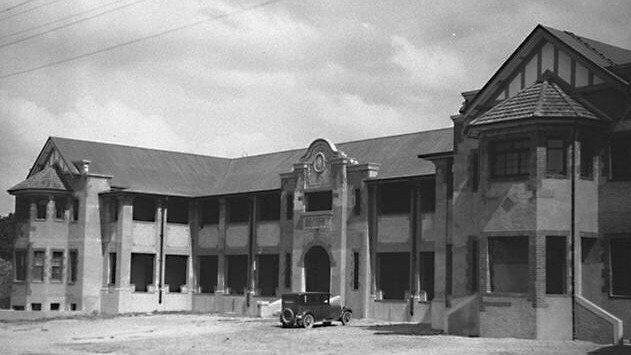 The second Pacific Hotel, Southport, built in 1927. Picture: Gold Coast Local Studies Library. Picture: Supplied