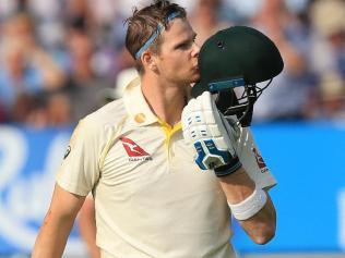 Look who's back: Smith heroics saves Aussies