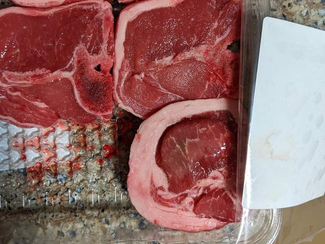 The Queensland shopper bought a 900g pack of Lamb Mid Loin Chops and was frustrated when she opened the packaging at home to find the fifth chop to have more fat.