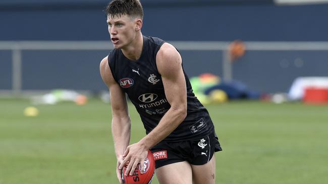 Reigning club champion Sam Walsh is staying at Carlton for another four years. Picture: Andrew Henshaw