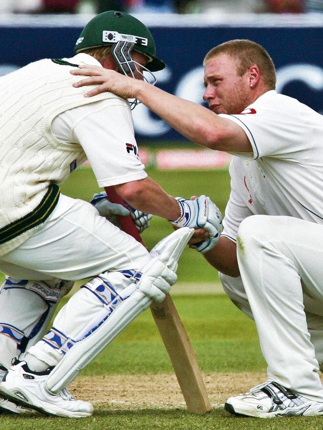 Logan’s gesture has been compared to this iconic moment from the 2005 Ashes series.