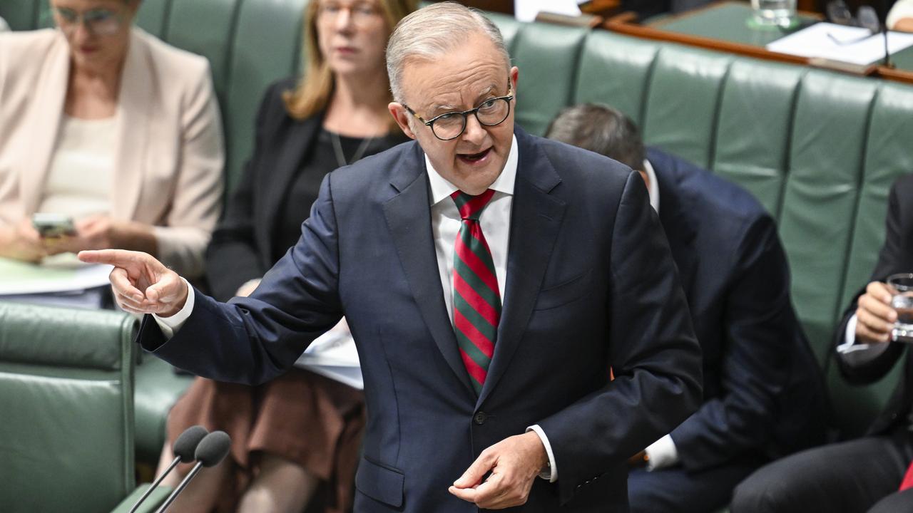 PM pushed to put ‘racist’ Greens last