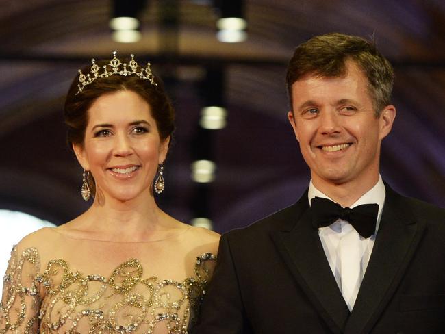 AMSTERDAM, NETHERLANDS - APRIL 29:  (L-R) Princess Mary of Denmark and Prince Frederik of Denmark arrive to attend a dinner hosted by Queen Beatrix of The Netherlands ahead of her abdication at Rijksmuseum on April 29, 2013 in Amsterdam, Netherlands.  (Photo by Robin Utrecht - Pool/Getty Images)