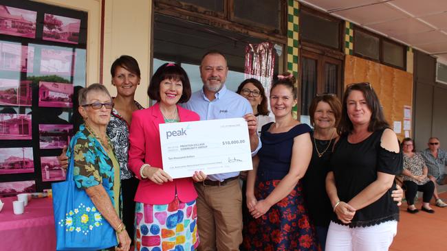 Committee members Lyn Manthey, Helen Roth,  Carmel Parnell, Anita Blanch, Helen Charity and Sara Hall with Deputy Mayor Kathy Duff and Brent Reeman at the hand over of $10,000 cheque to the Proston Village Community Group.