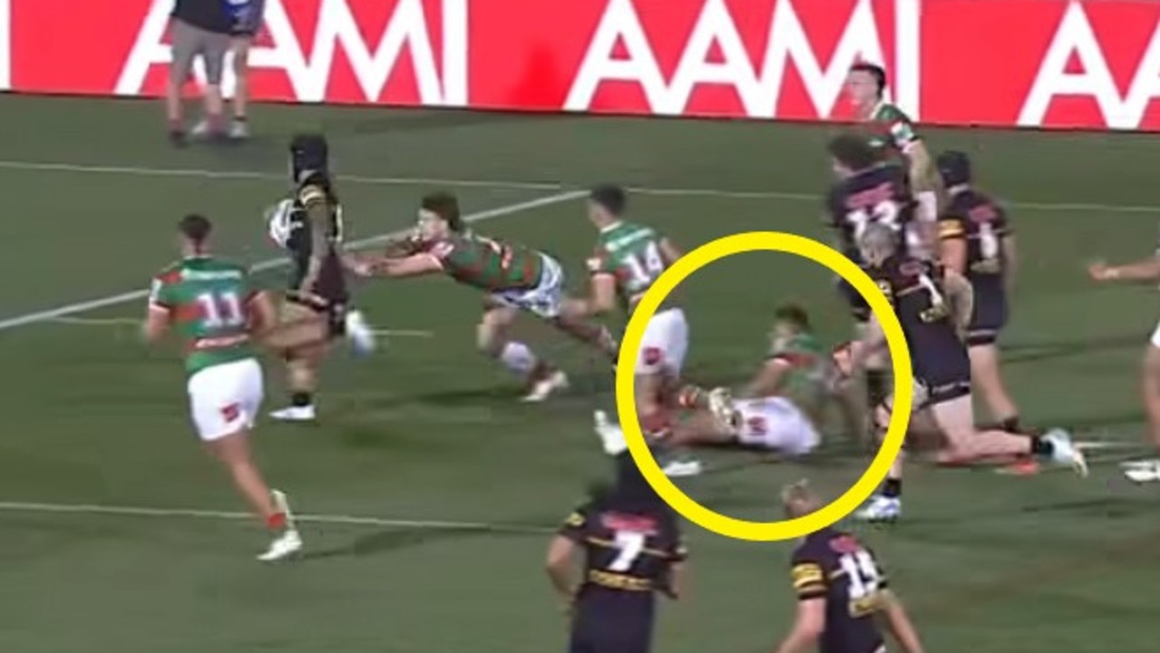 Havili wasn't even attempting to make a play. Photo: Fox Sports