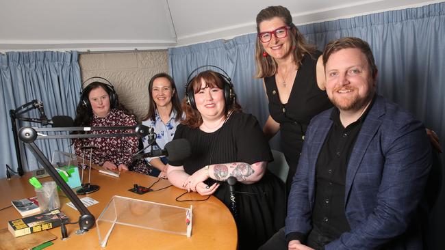 Co-host Annalise Haigh, producer and vice president of Print Radio Tasmania Honor Marino, Co-host and producer Rosie Putland, and president of print radio Hrisanthi Dokos with Member for Pembroke, Luke Edmunds. Picture: Linda Higginson