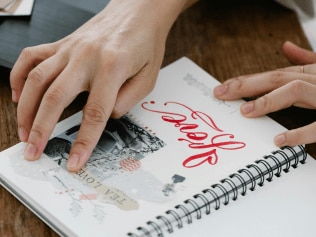 TikTok’s newest obsession – junk journaling – has creators all across the platform embracing their inner crafting talents and creativity. Image: Pexels