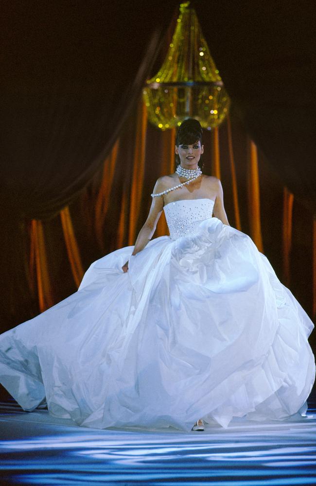 Linda Evangelista shows an Alex Perry dress during the 1997 Australian Fashion Week in Sydney.