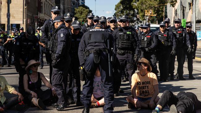 The protesters were issued with move-on orders before they were arrested. Picture: NCA NewsWire / Diego Fedele