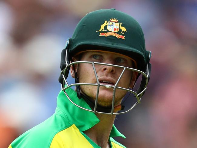 BIRMINGHAM, ENGLAND - JULY 11:  Steve Smith of Australia leaves the field after being run out by Jos Buttler of England during the Semi-Final match of the ICC Cricket World Cup 2019 between Australia and England at Edgbaston on July 11, 2019 in Birmingham, England. (Photo by Michael Steele/Getty Images)