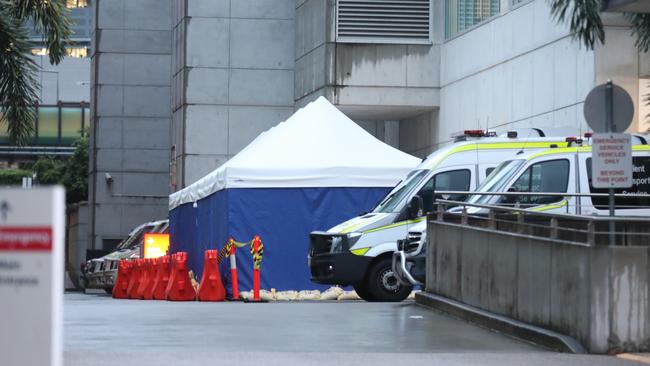 A COVID-19 virus tent dedicated to treating people suspected of having coronavirus at the Royal Brisbane Hospital. Picture Annette Dew / News Corp