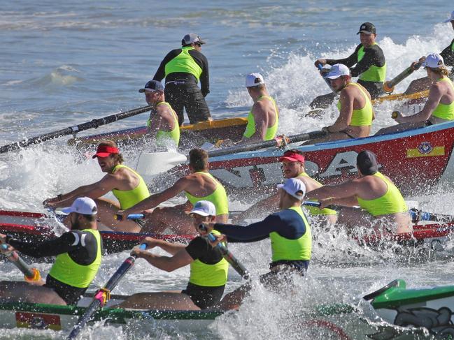 Thunder 06 crew competing in the opening round of  the Ocean Thunder Series at Dee Why Beach. Pic credit: HarvPix.