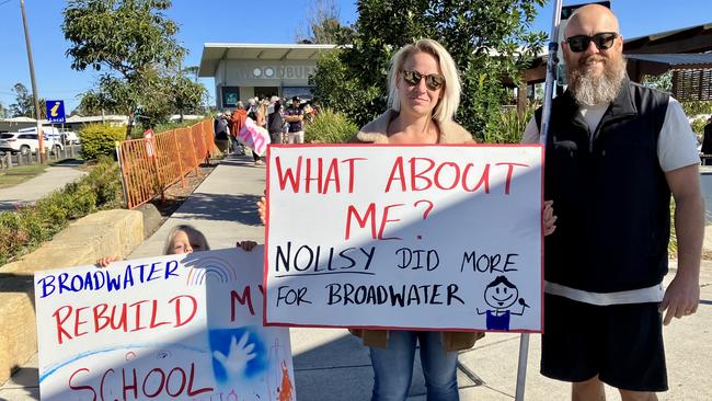 Broadwater residents (L-R) Ohdi Andrew, Lauren Andrew, Darnell Andrew at the 'Be Visible – We Count Rally' held at Woodburn Riverside Park.