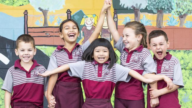 Wynnum West State School prep students are happy to be back at school after COVID-19 restrictions are eased. Zachary, Ava, Kate, Arabella and Cooper. Picture: Renae Droop